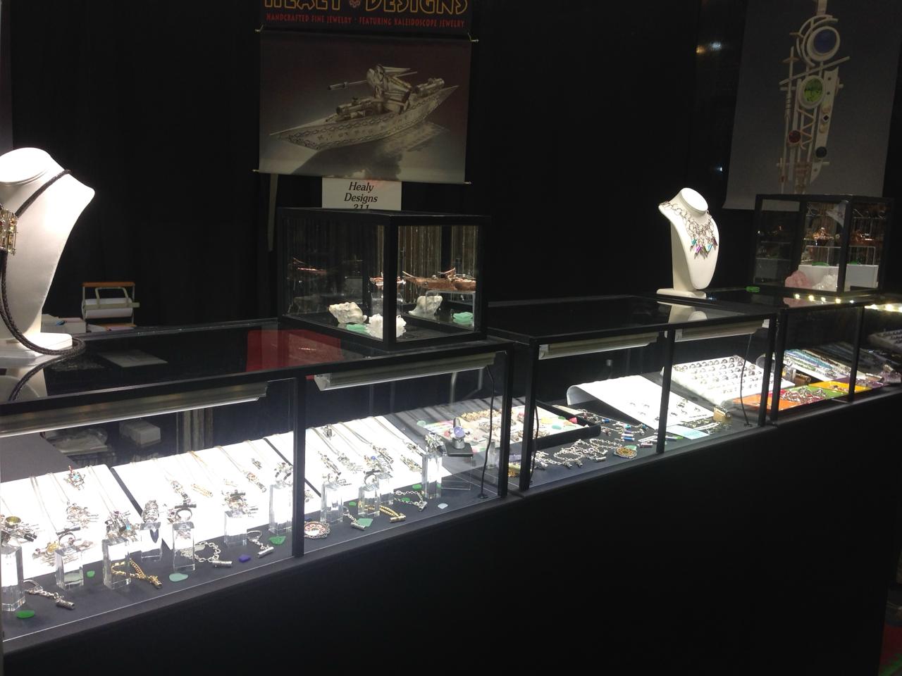Booth 12 — DDS portable trade show display at an art fair