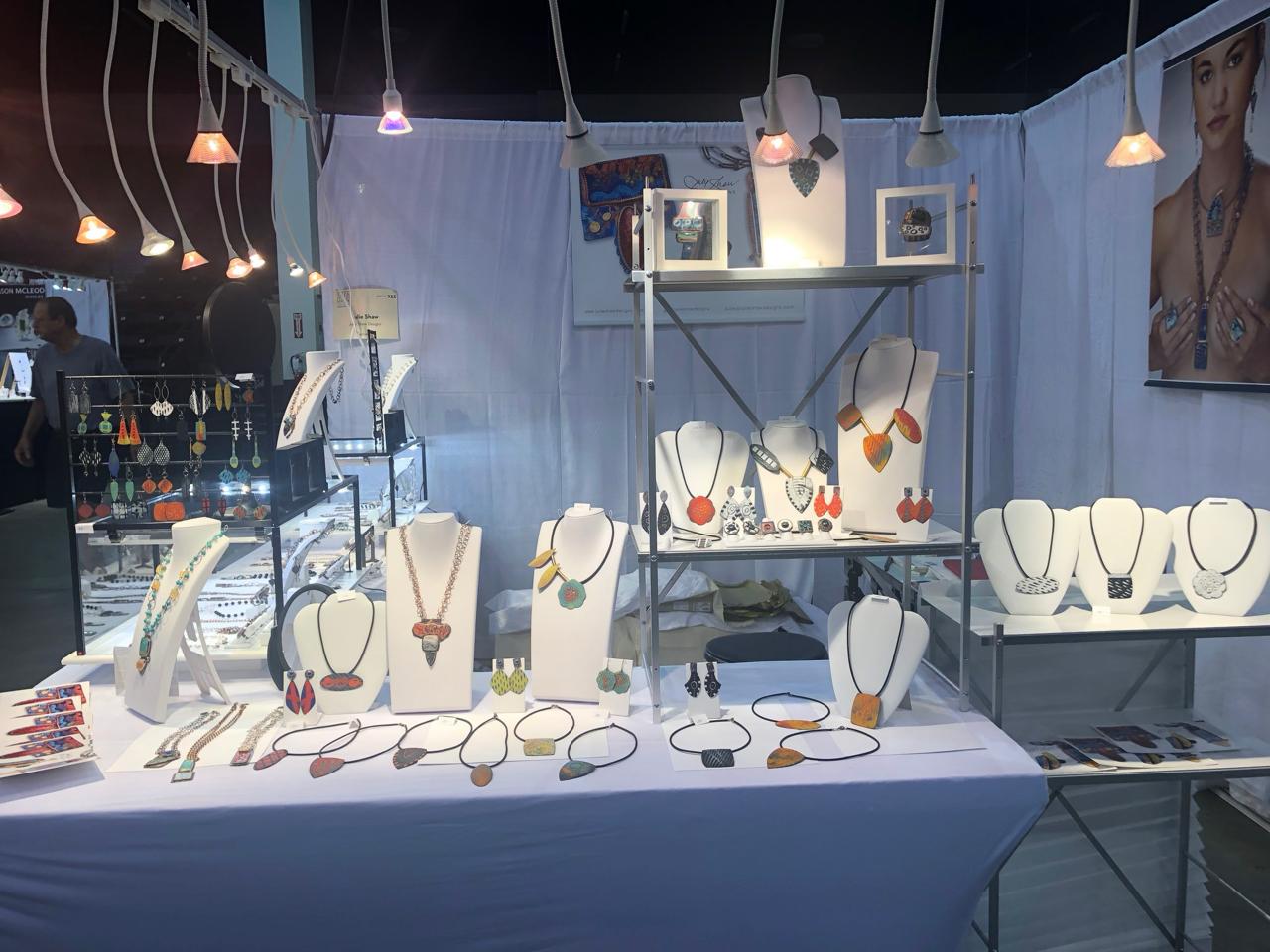 Booth 20 — DDS portable trade show display at an art fair