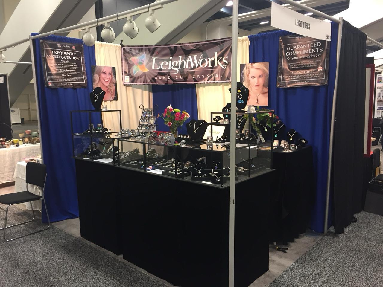 Booth 3 — DDS portable trade show display at an art fair