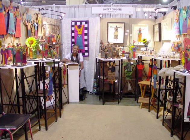 Booth 7 — DDS portable trade show display at an art fair