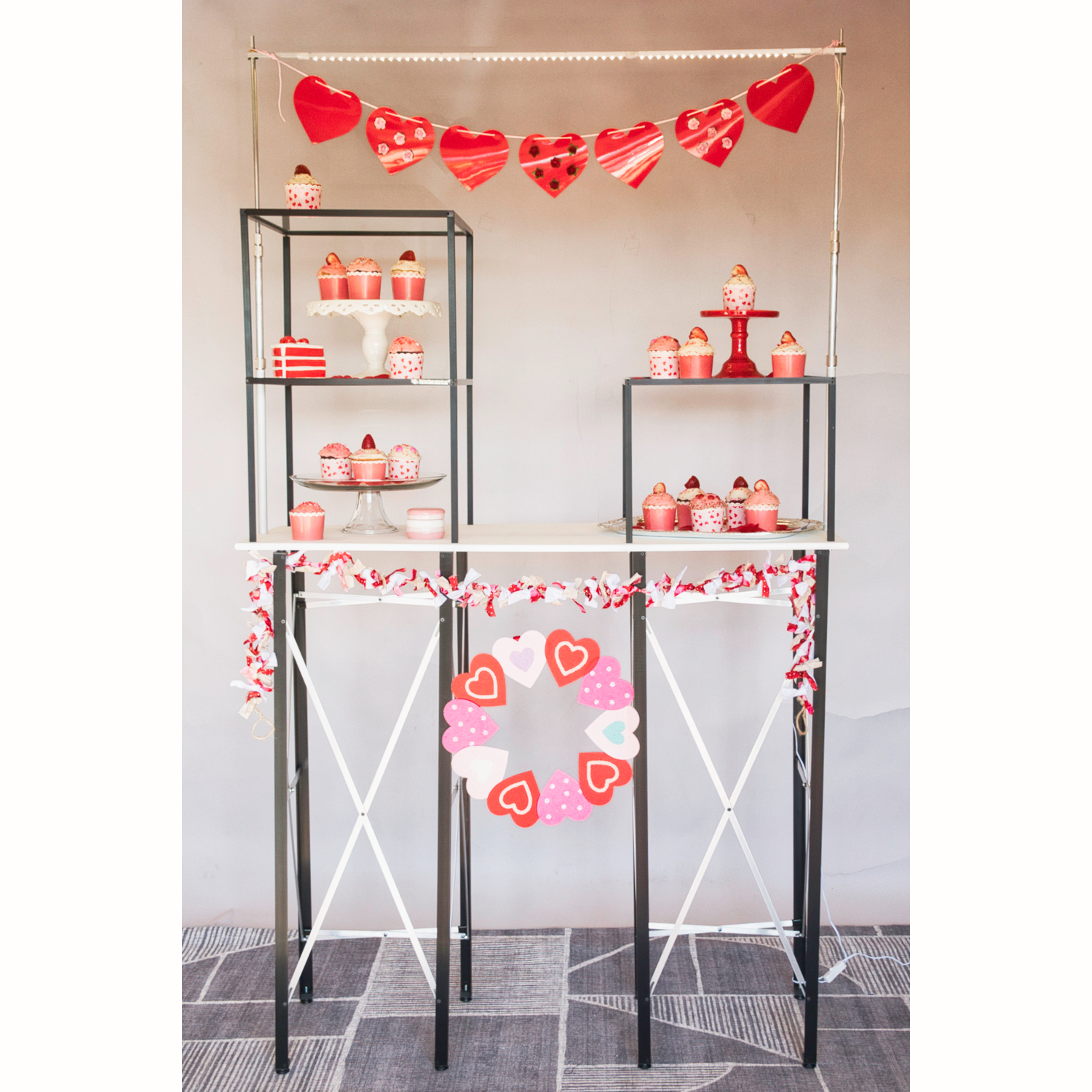 Mini Merchandise Booth 3