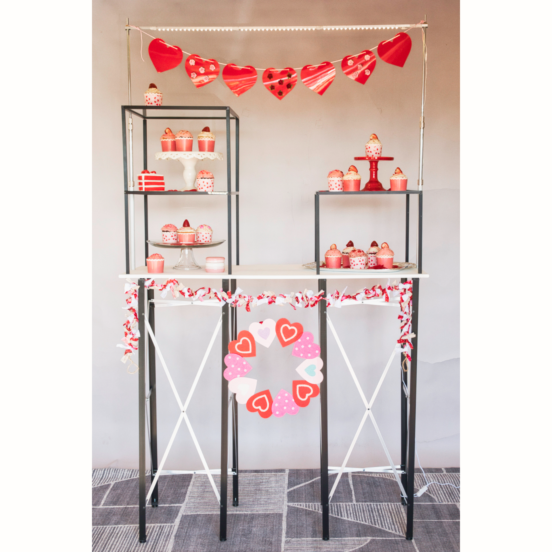 Mini Merchandise Booth 3